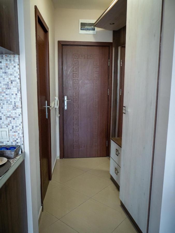 Studios Apartments Sea view Primorsko Exterior foto