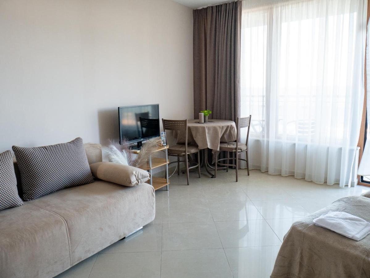 Studios Apartments Sea view Primorsko Exterior foto