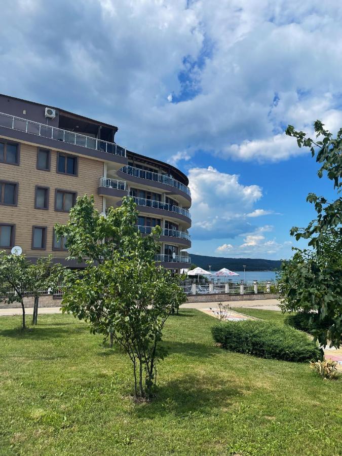 Studios Apartments Sea view Primorsko Exterior foto